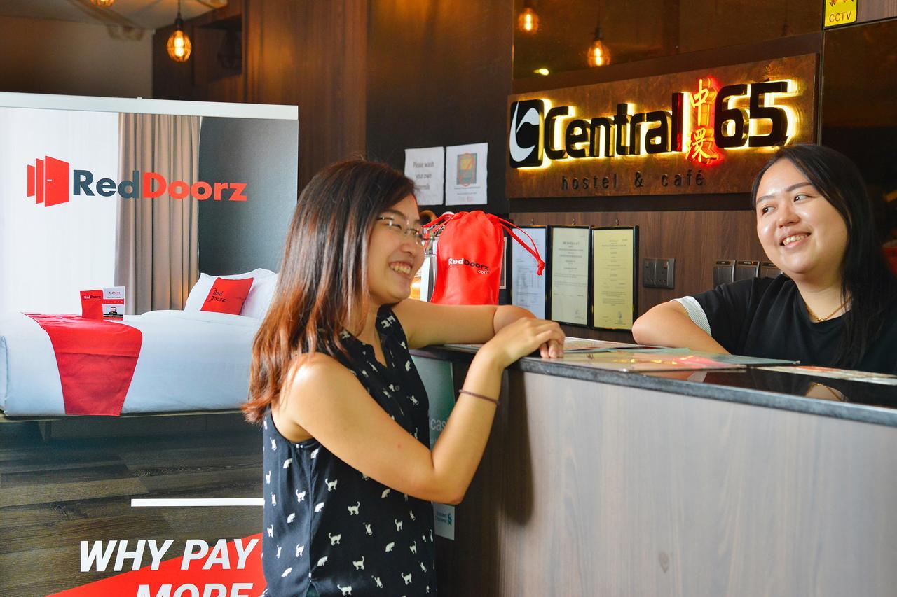 Reddoorz Hostel @ Jalan Besar سنغافورة المظهر الخارجي الصورة